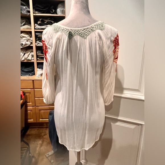 Hazel - Picture 3 of 3